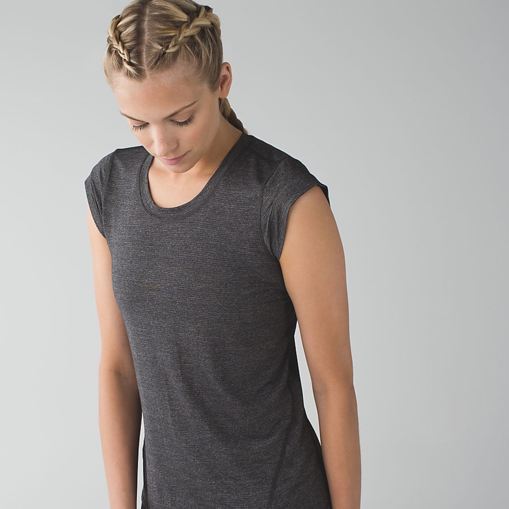 Lululemon Pedal to the Medal Short Sleeve